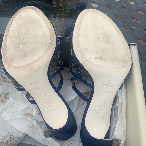 Donald Pliner Spider and Webb high heel shoes - Picture 10 of 11